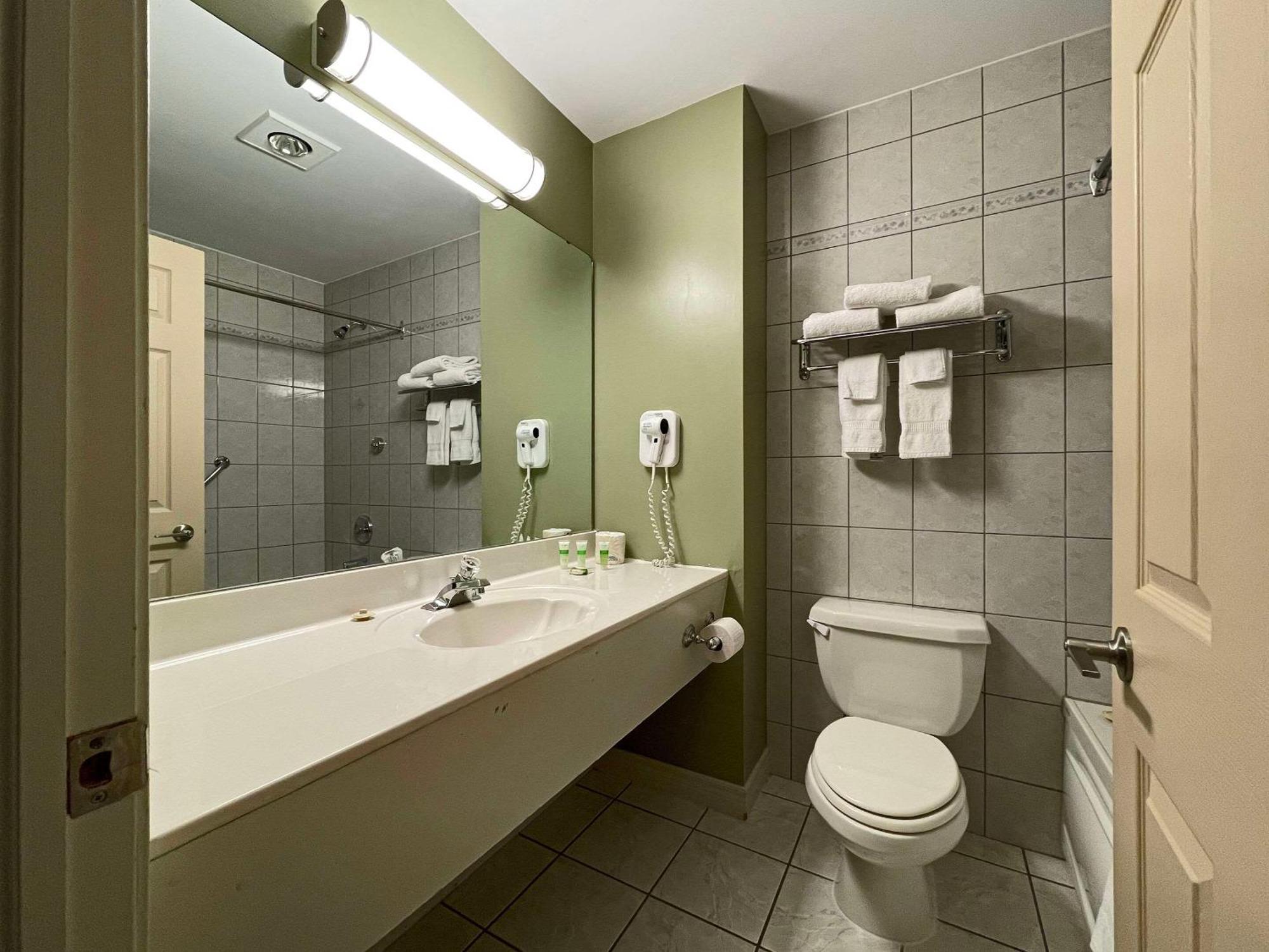 The Grand Tappattoo Resort, Ascend Hotel Collection Otter Lake Εξωτερικό φωτογραφία
