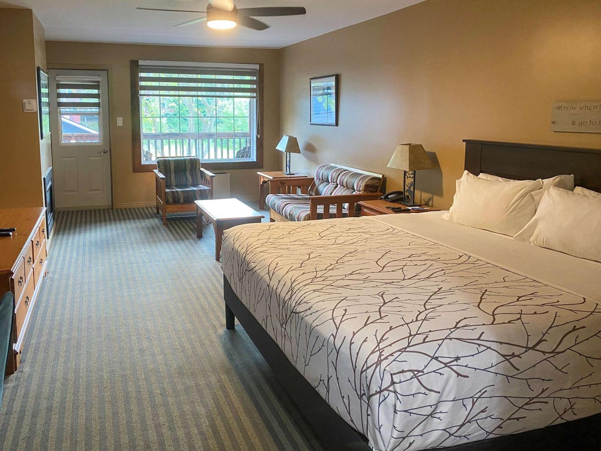 The Grand Tappattoo Resort, Ascend Hotel Collection Otter Lake Εξωτερικό φωτογραφία